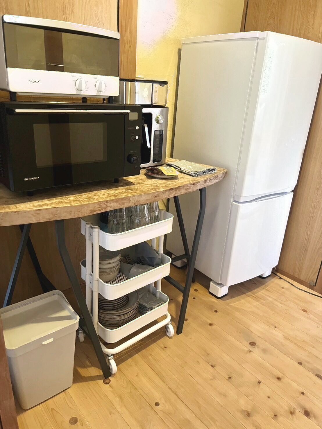 ゲスト専用の冷蔵庫と調理家電